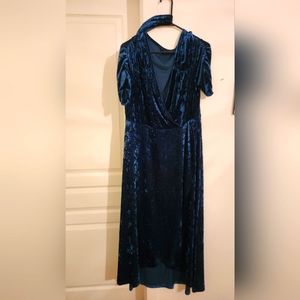 Maxi velvet dress
